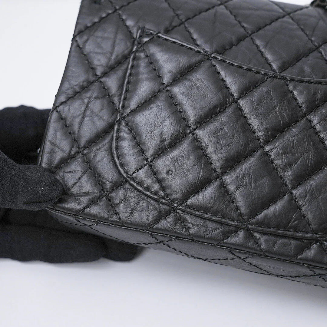 Chanel - Limited edition Chanel reissue 2.55 flap bag