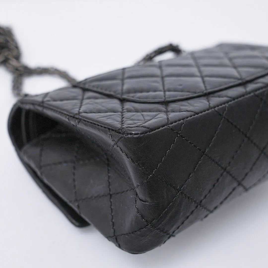 Chanel - Limited edition Chanel reissue 2.55 flap bag