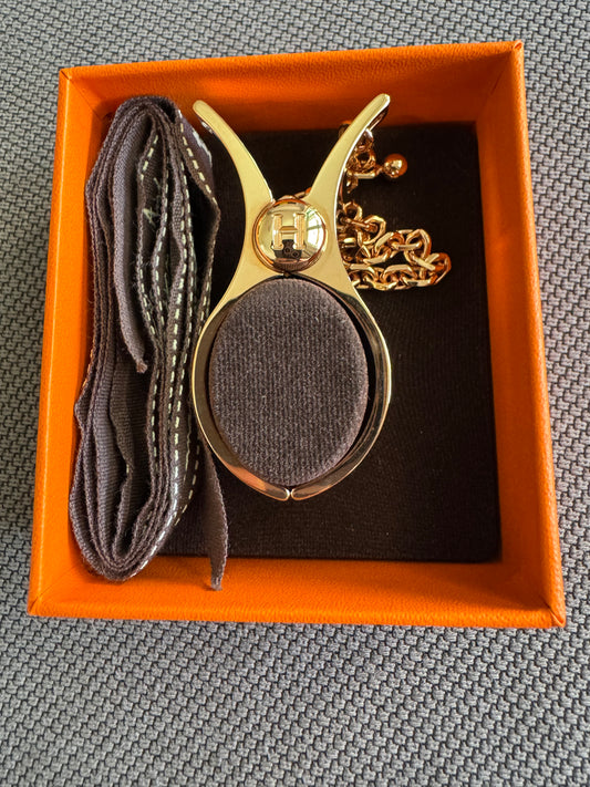 Hermes - Brand New glove clip