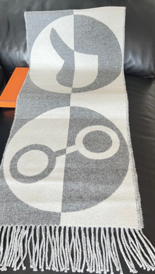 Hermes - Brand new cashmere scarf